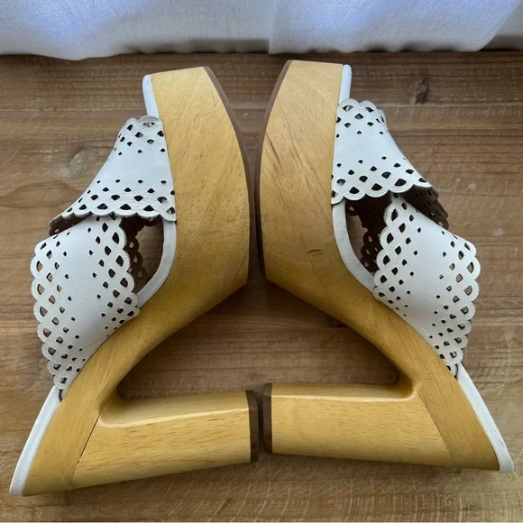 Veronica Beard Gaynor Platform Leather Sandals In White Size 8 New - Picture 6 of 13